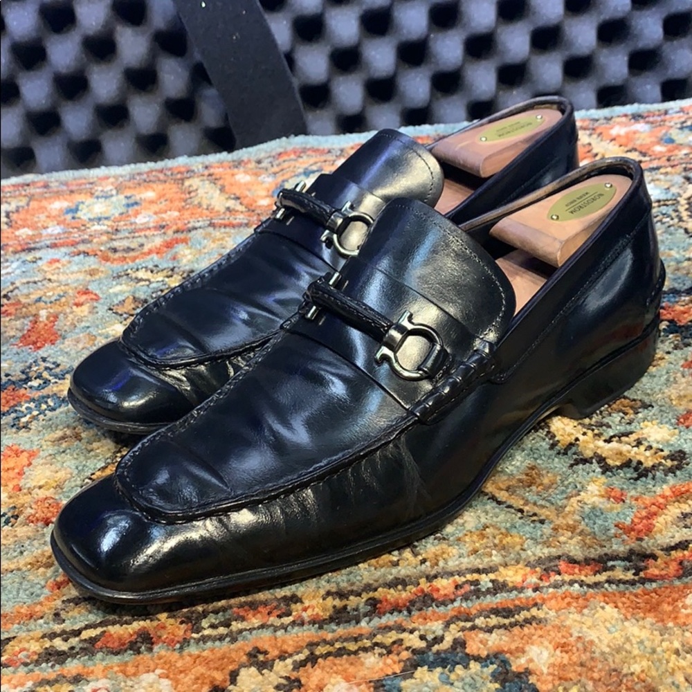 Salvatore Farrahamo Cantiono shoe